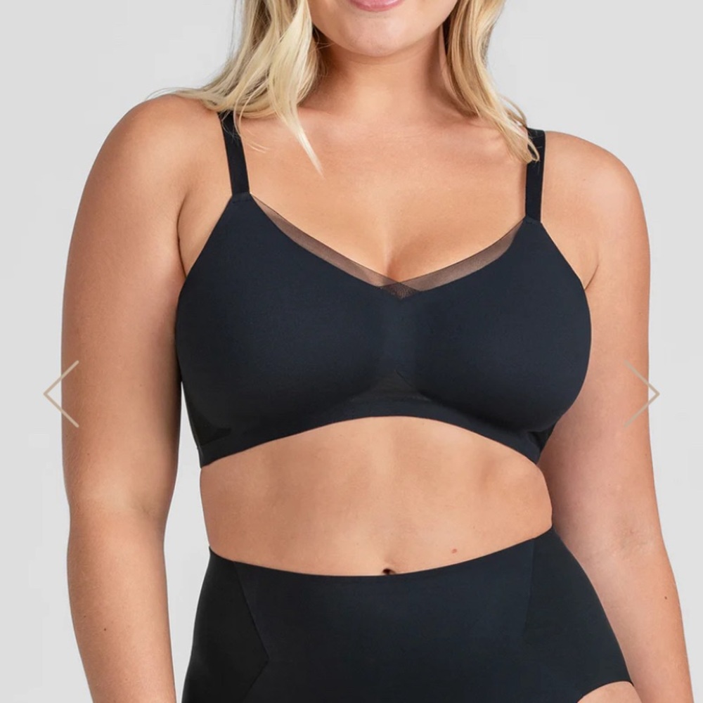 EUC Honeylove Crossover Bra in Black